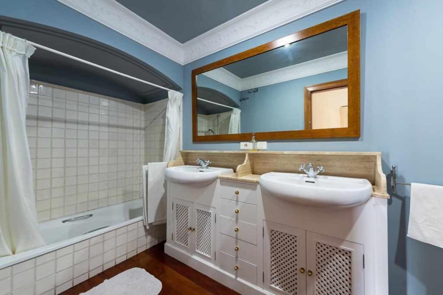 Amplia Villa De Lujo Con Piscina Climatizada Лас-Пальмас-де-Гран-Канарія Екстер'єр фото