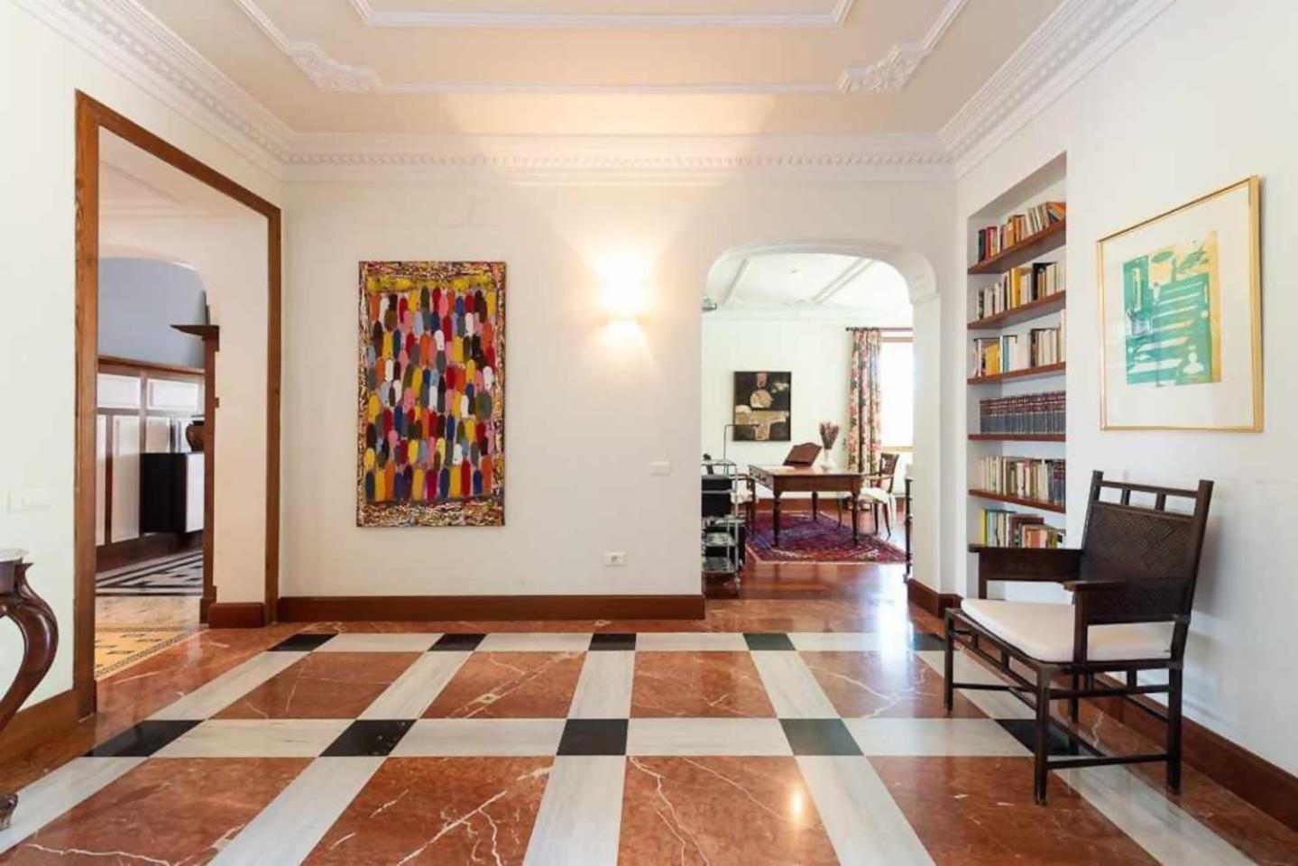 Amplia Villa De Lujo Con Piscina Climatizada Лас-Пальмас-де-Гран-Канарія Екстер'єр фото